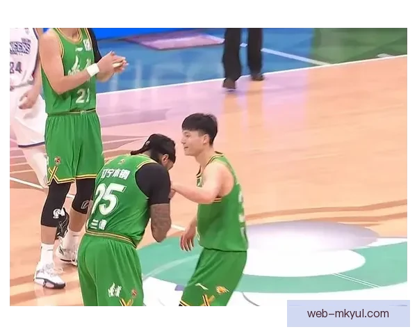 山东险胜辽宁球员评分分化明显