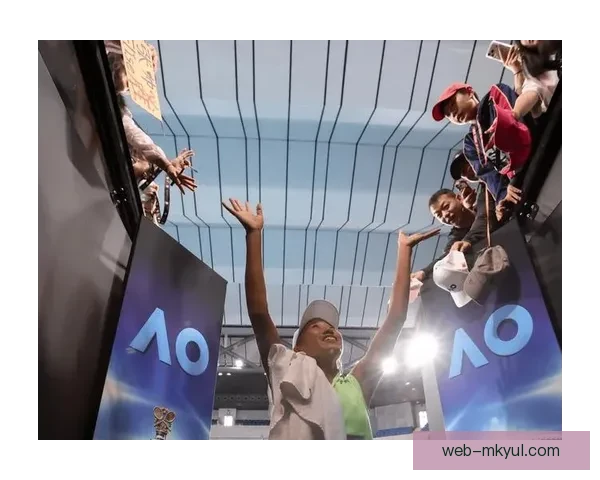 三金花迈阿密承压梅里达退赛潮