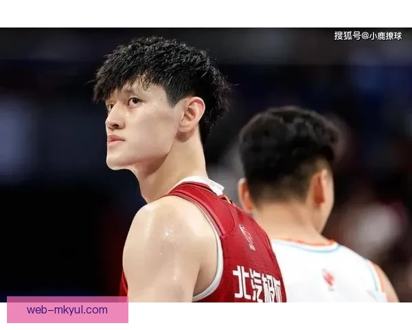 北京男篮伤病告急曾凡博雷蒙难归